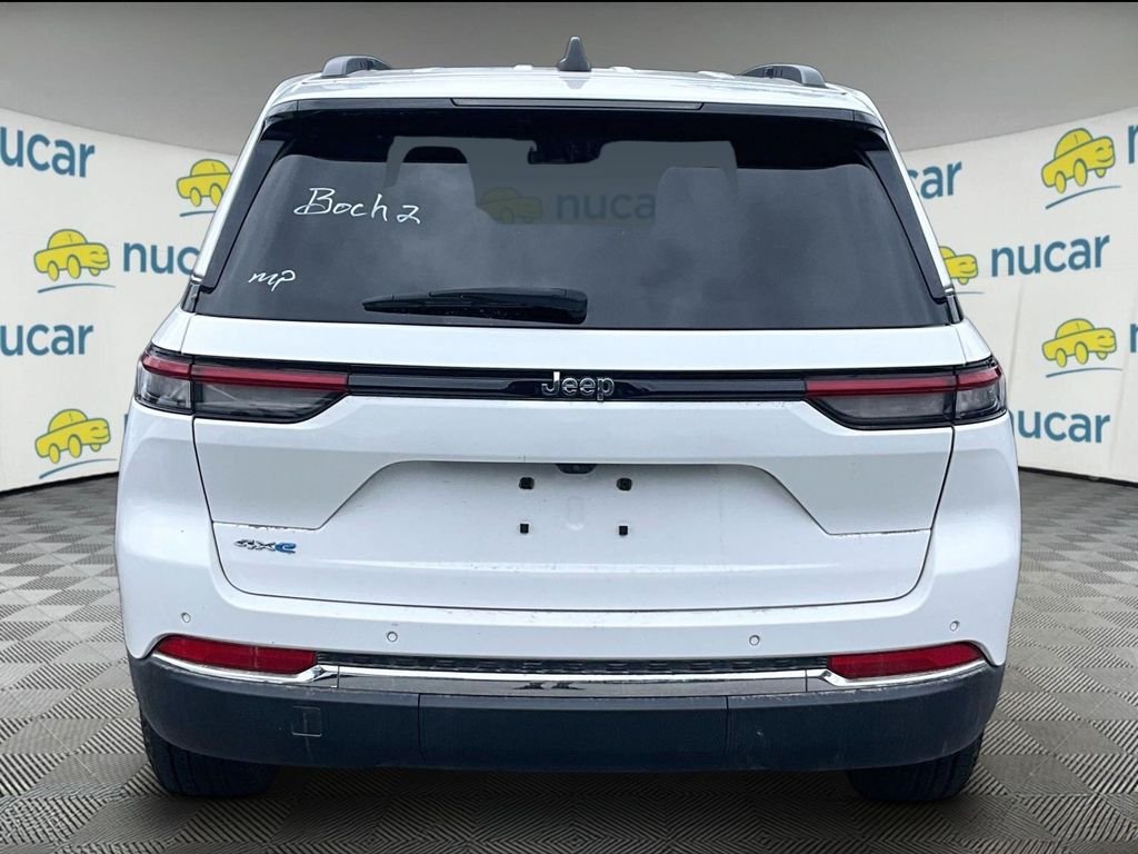 Used 2023 White Jeep 4xe image 3