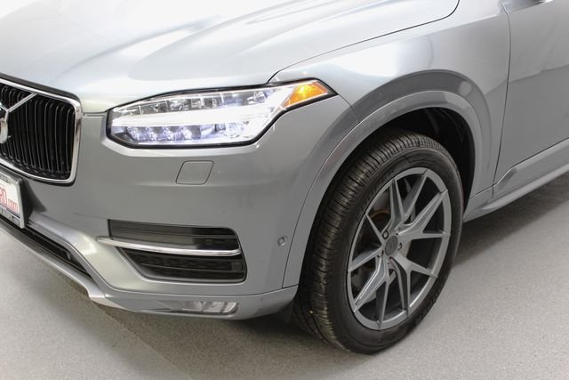 Used 2019 Osmium Gray Metallic Volvo T6 Momentum image 4