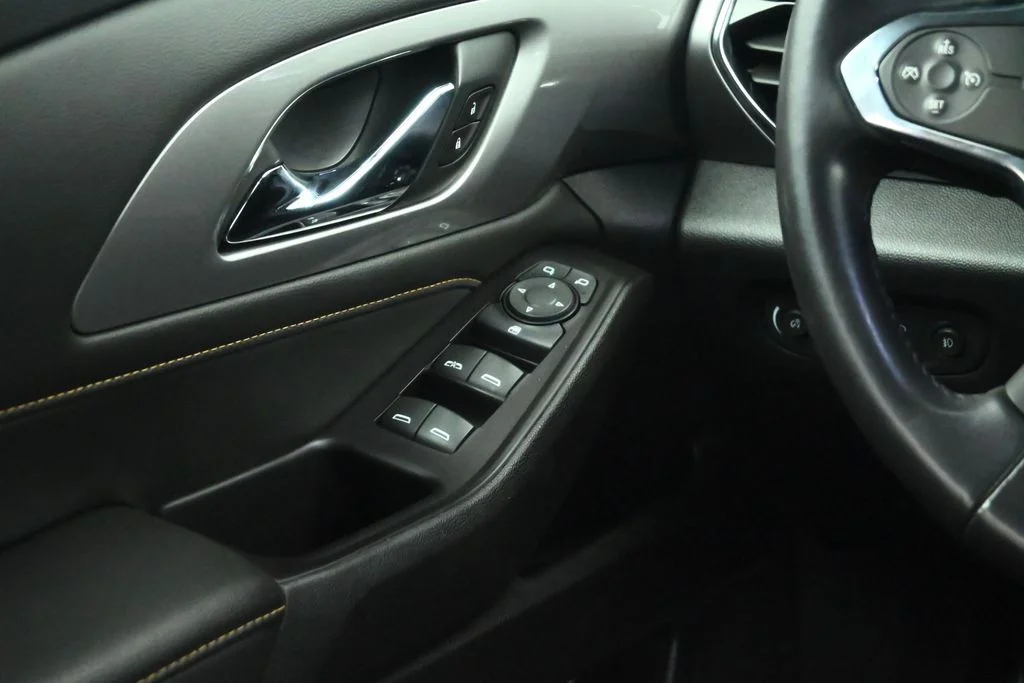 Used 2019 Gray Chevrolet 3LT image 41