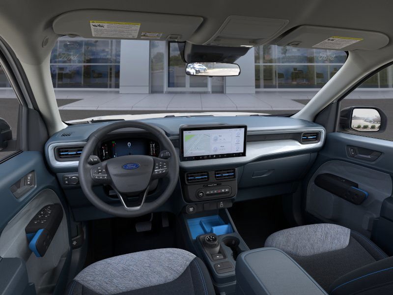 New 2025 Space White Metallic Ford XLT image 9