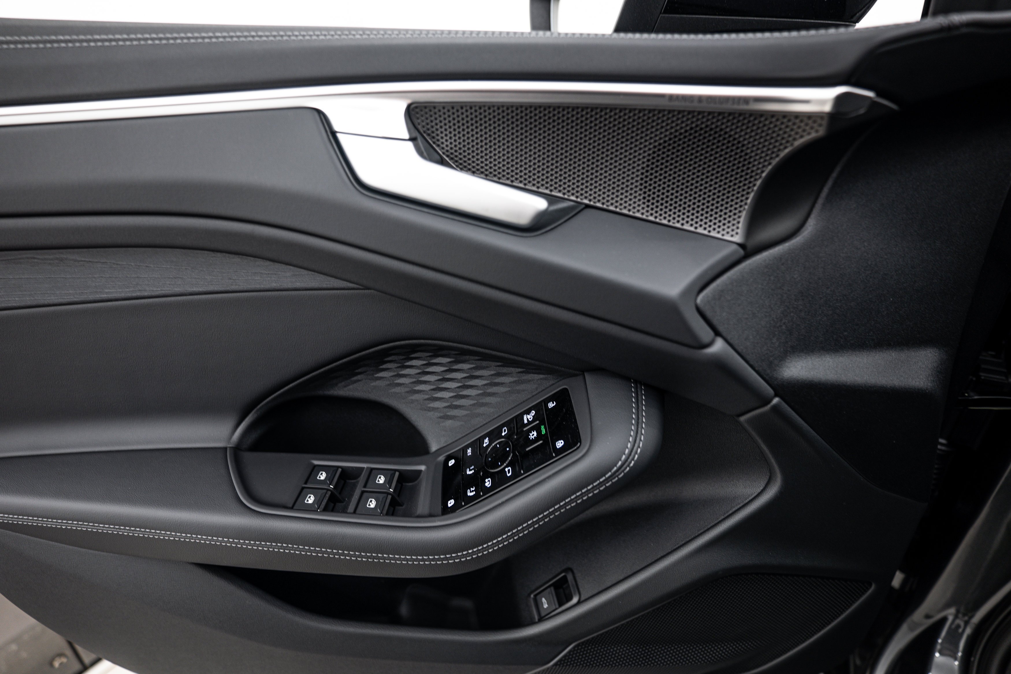 New 2026 Daytona Gray Audi Premium Plus image 13