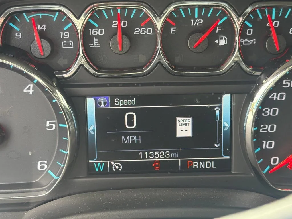 Used 2018 BLACK Chevrolet LT image 7