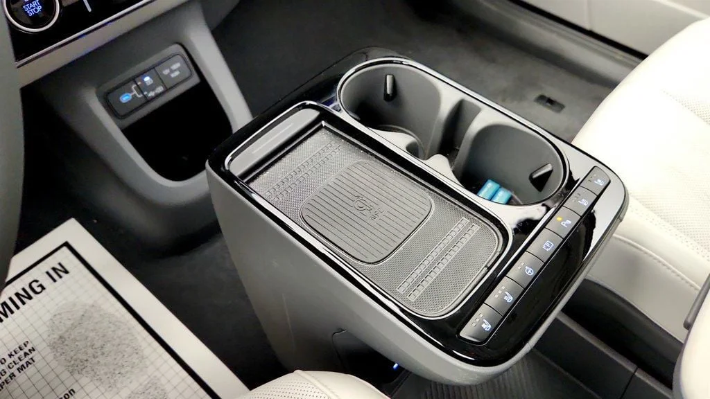 Used 2025 Digital Teal Hyundai Limited AWD image 16