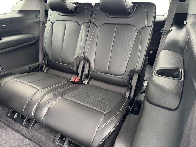 Used 2022 Bright White Clearcoat Jeep Limited image 16