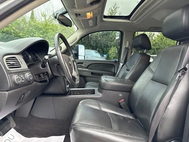 Used 2013 Summit White Chevrolet LTZ image 22