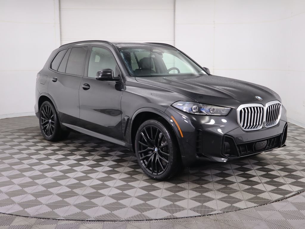 Used 2026 Black Sapphire Metallic BMW xDrive40i image 4