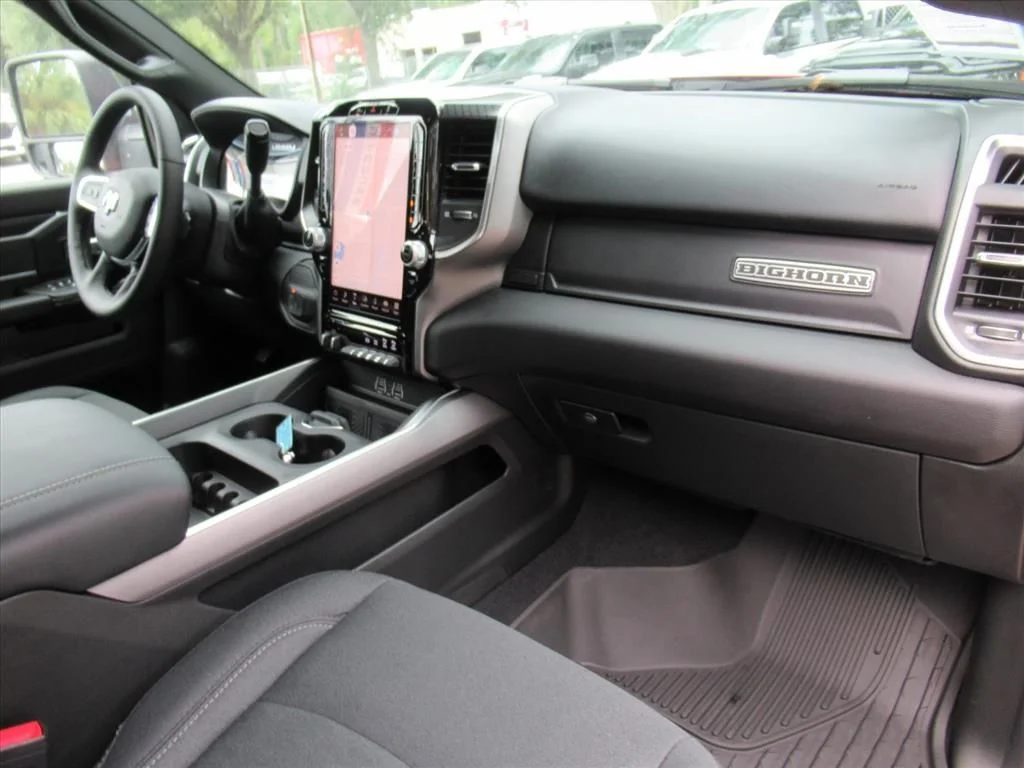 2026 RAM 2500 Big Horn - Photo 13