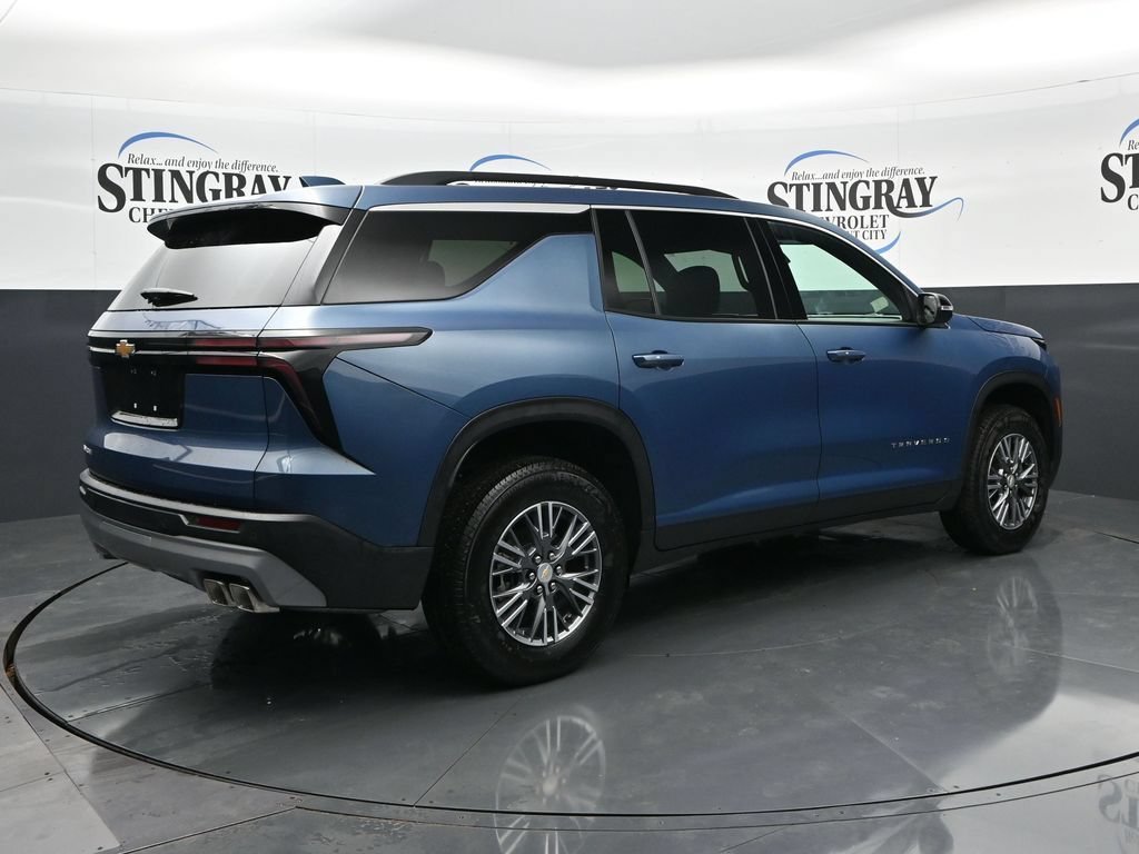 Used 2026 Lakeshore Blue Metallic Chevrolet LT image 9