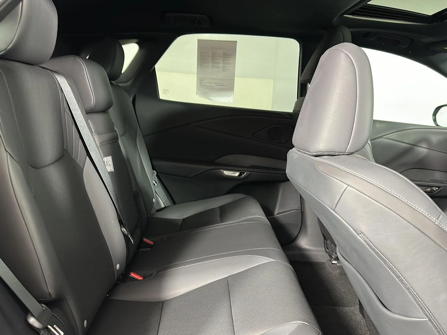 Used 2023 Nebula Gray Pearl Lexus RX 350h Premium image 27