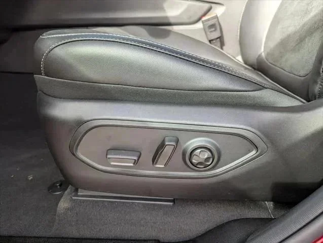 2025 Jeep Grand Cherokee Altitude - Photo 13