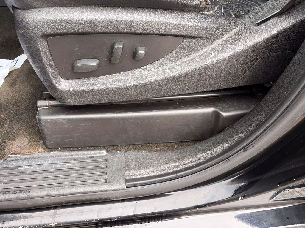 Used 2017 Black Chevrolet LT image 12