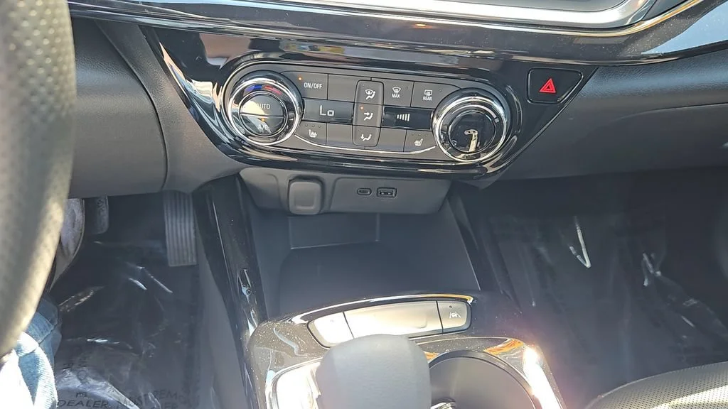 2026 Chevrolet Trax RS - Photo 22