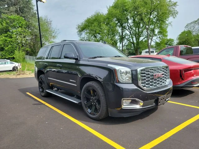 2020 GMC Yukon 4WD Denali's photo