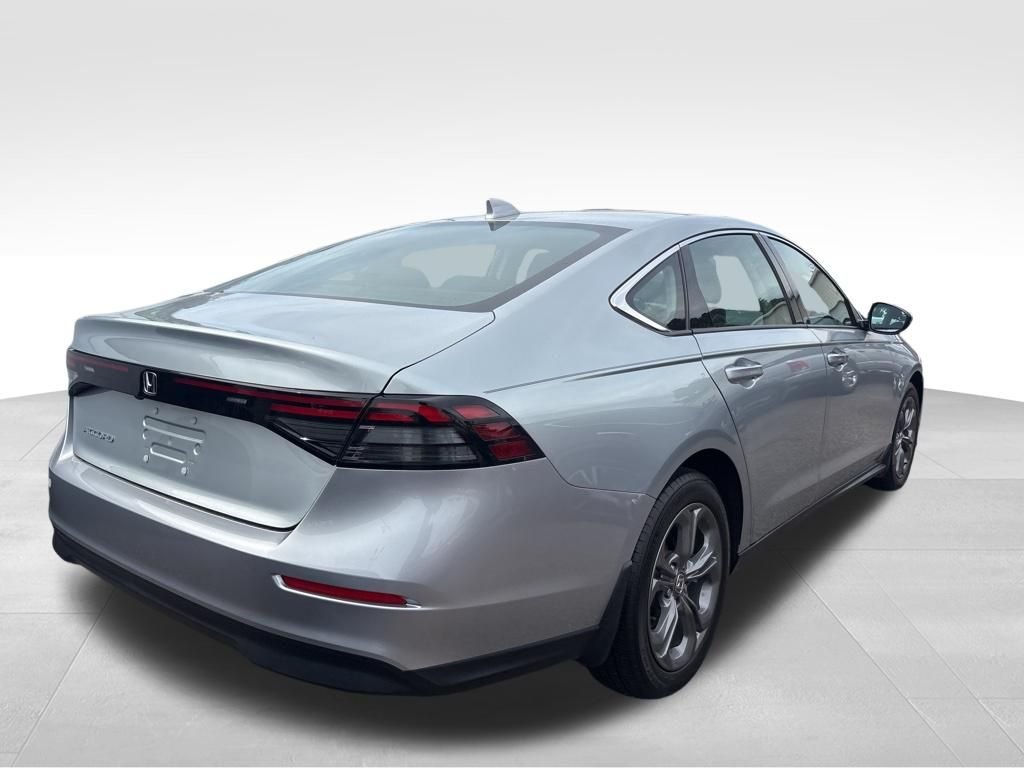 Used 2024 Black Honda EX image 9