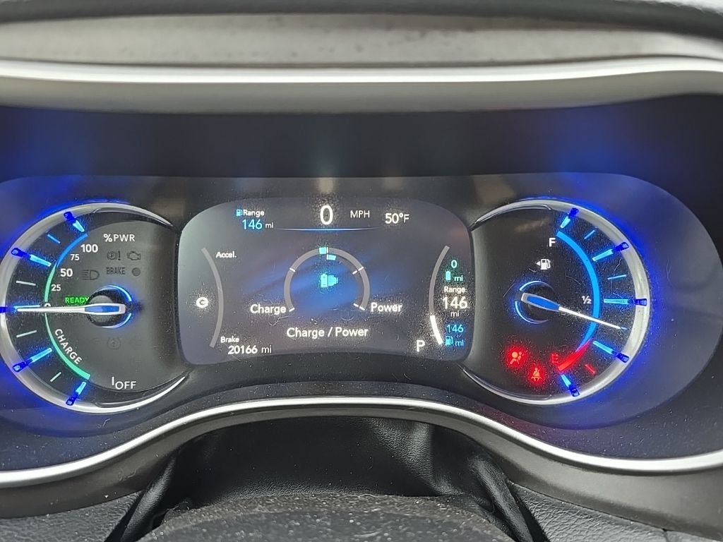 Used 2021 Black Chrysler Touring L image 22