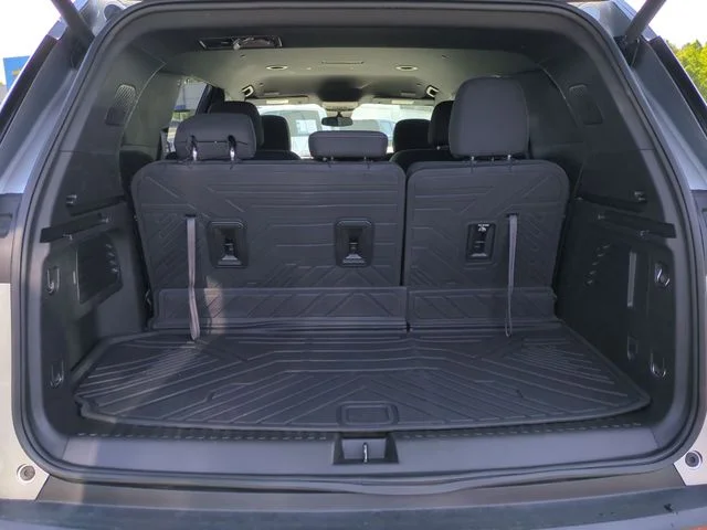 Used 2025 Gray Chevrolet LT image 24