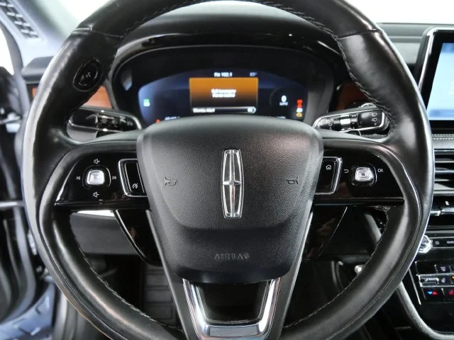 Used 2022 Gray Lincoln Reserve image 20