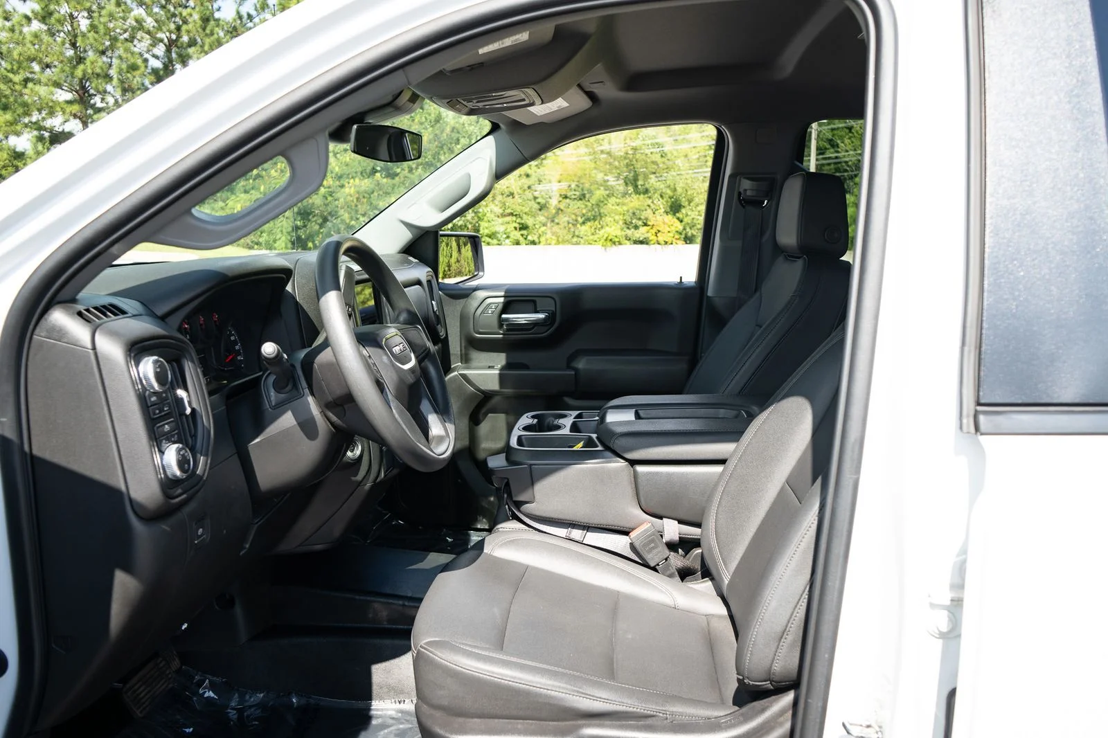 Used 2023 White GMC Pro image 14