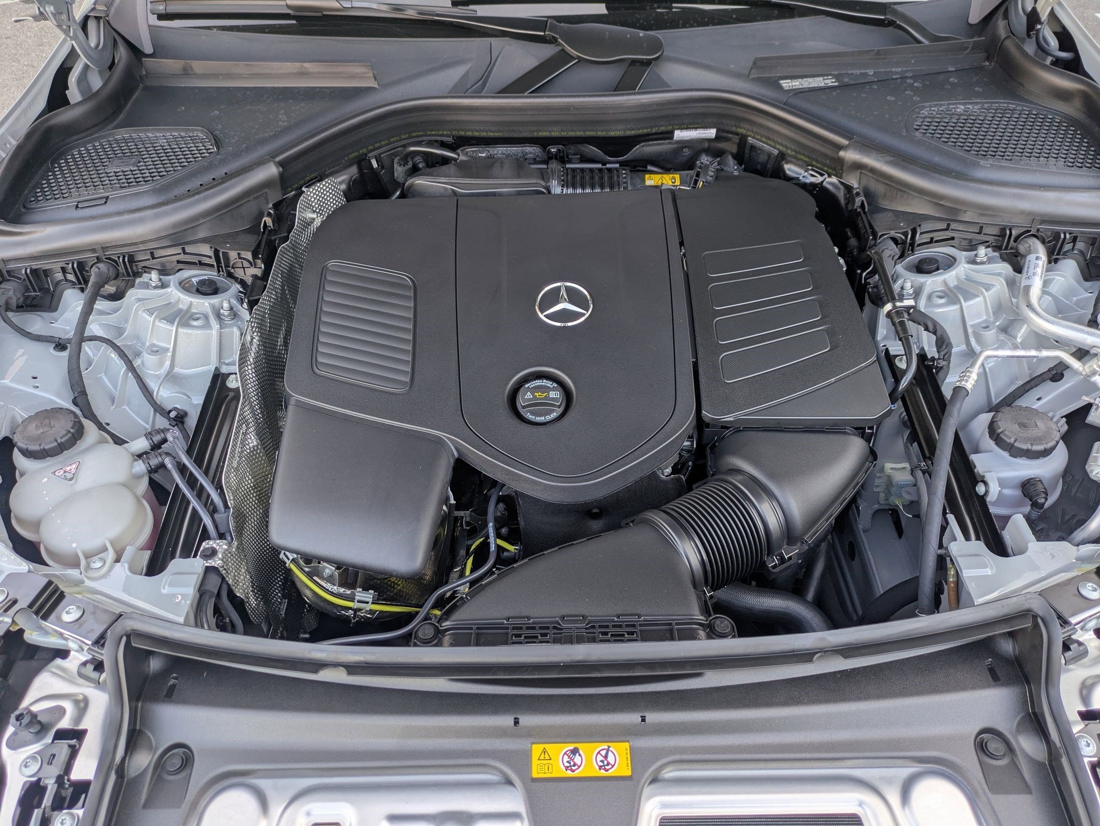 New 2026 MANUFAKTUR Alpine Grey Mercedes-Benz GLC 300 image 33