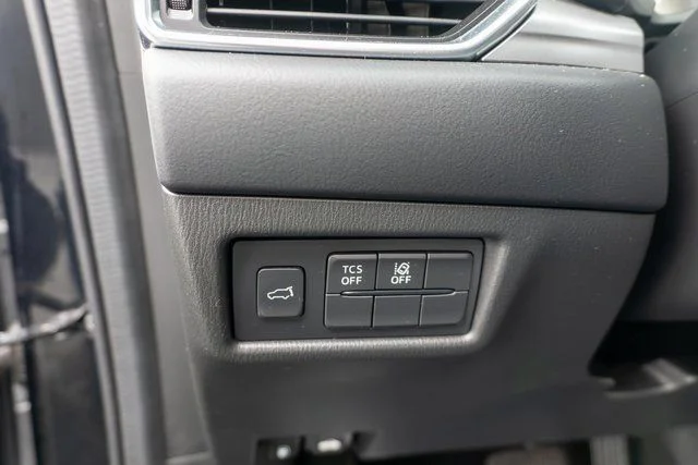 Used 2020 Black Mazda Touring image 21