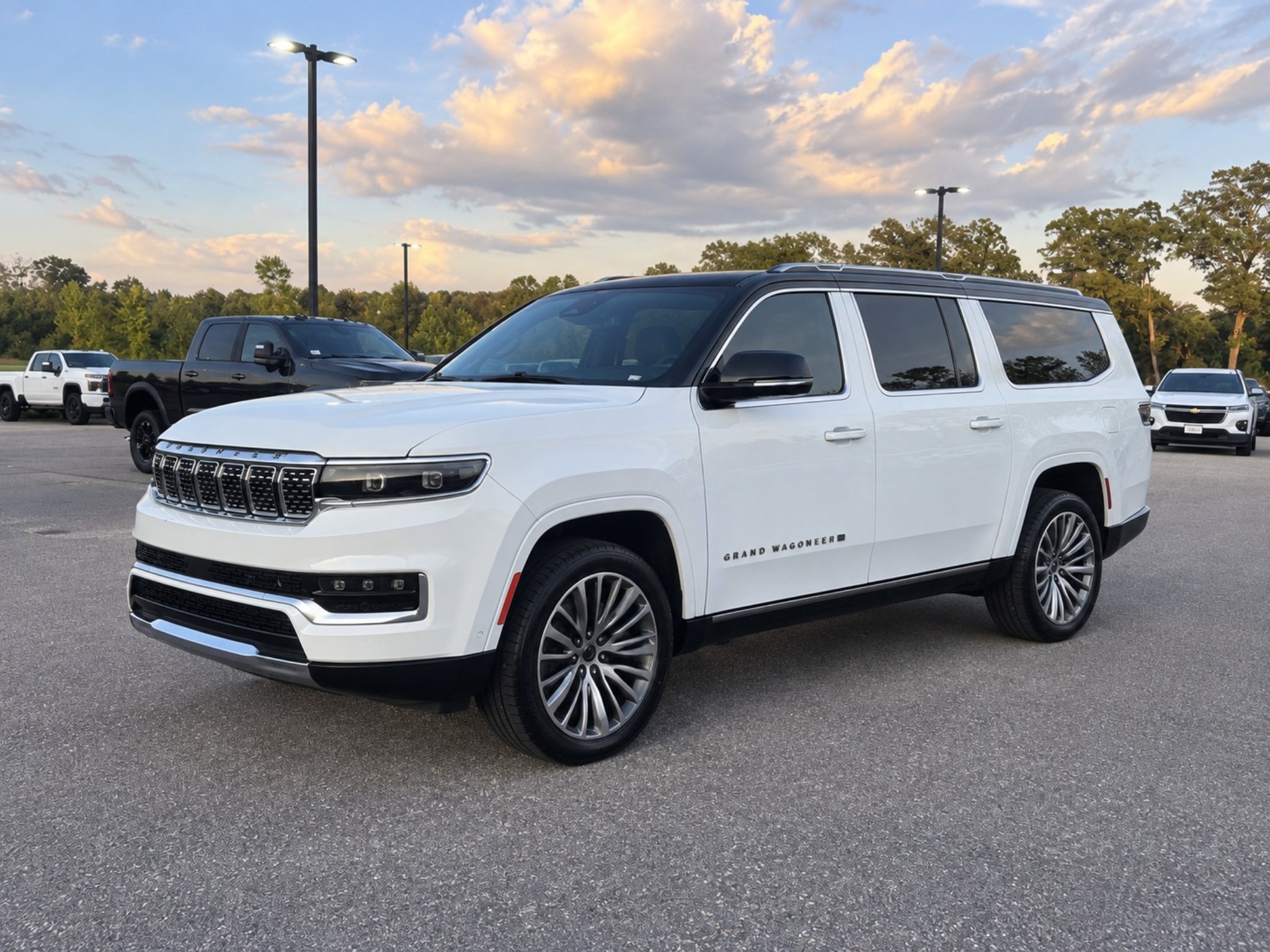 2024 Jeep Grand Wagoneer L