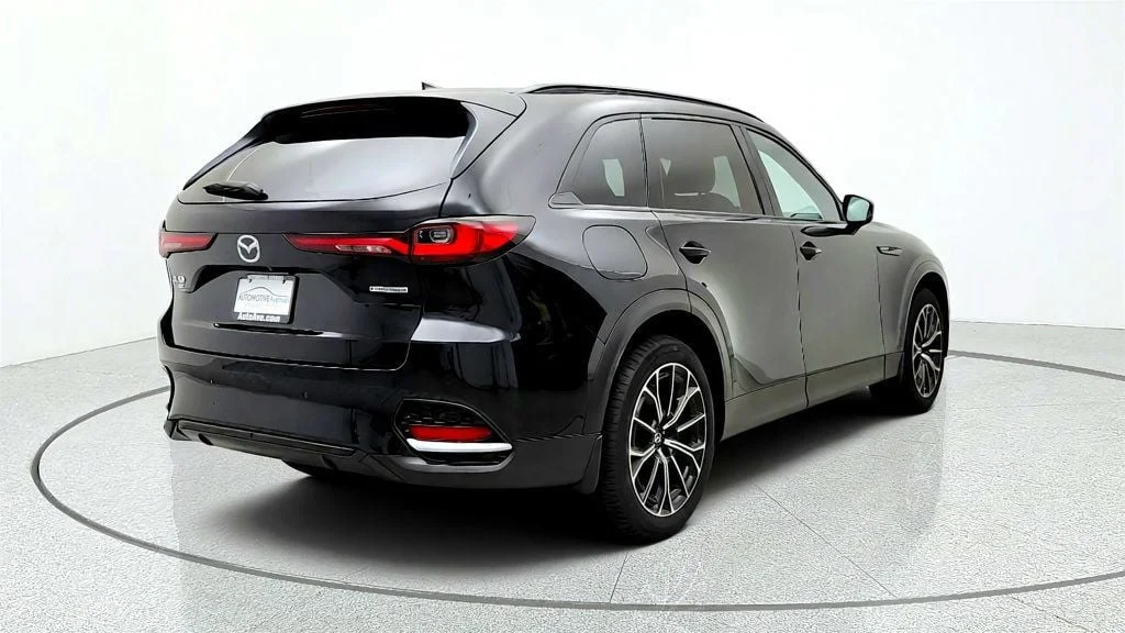 Used 2025 Jet Black Mica Mazda Premium Plus Package AWD image 5