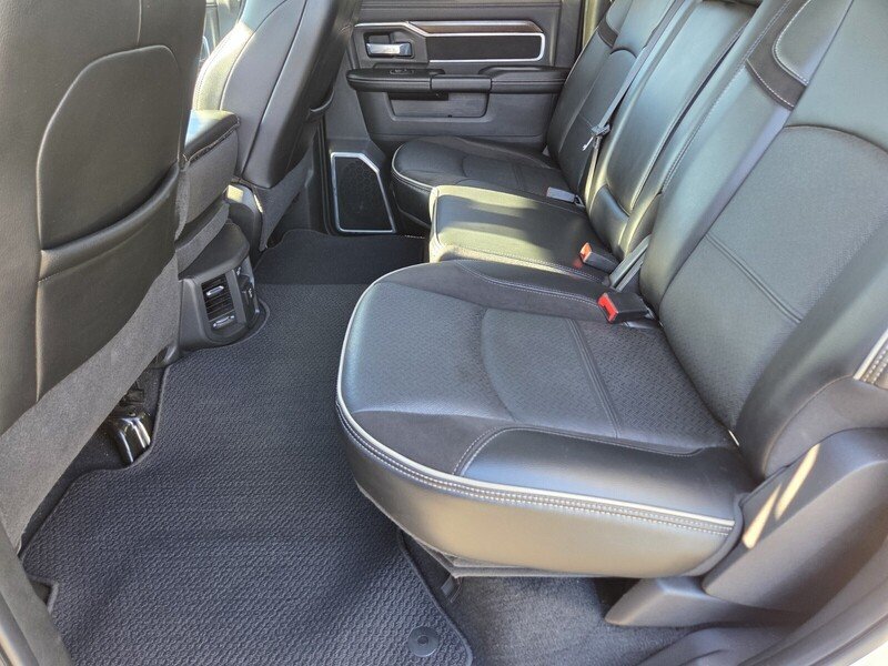 Used 2023 White Ram Laramie image 15