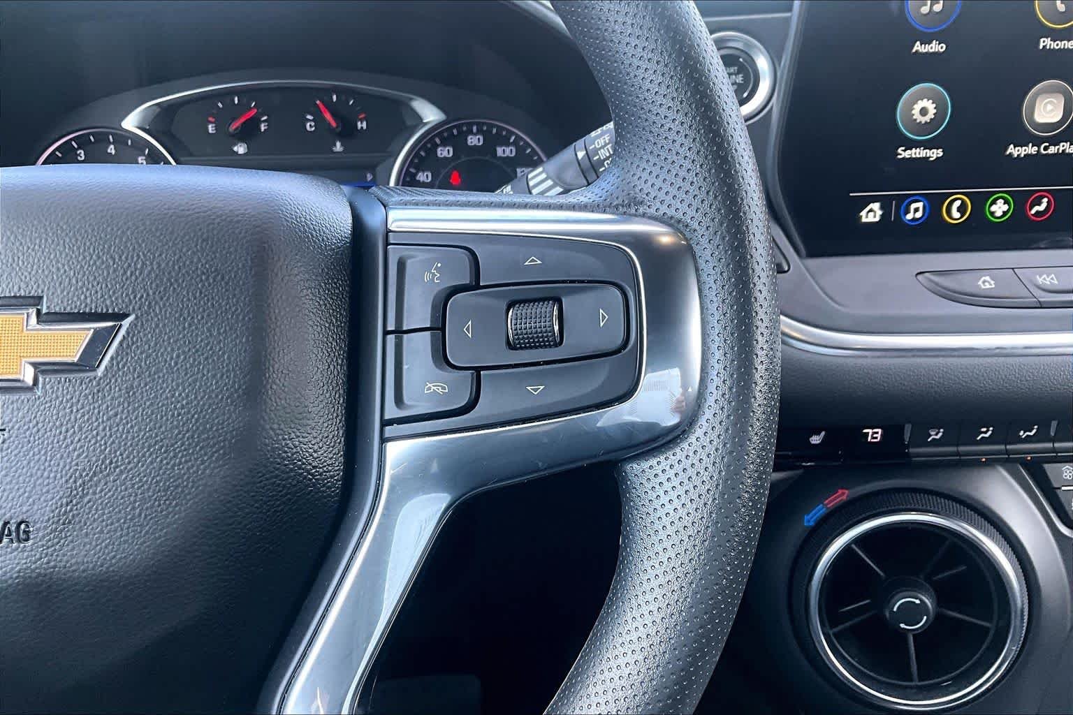 Used 2024 Summit White Chevrolet LT image 25
