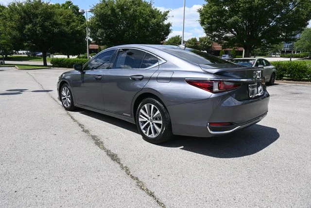 Certified Used 2020 NEBULA GRAY PEARL Lexus 300h image 9