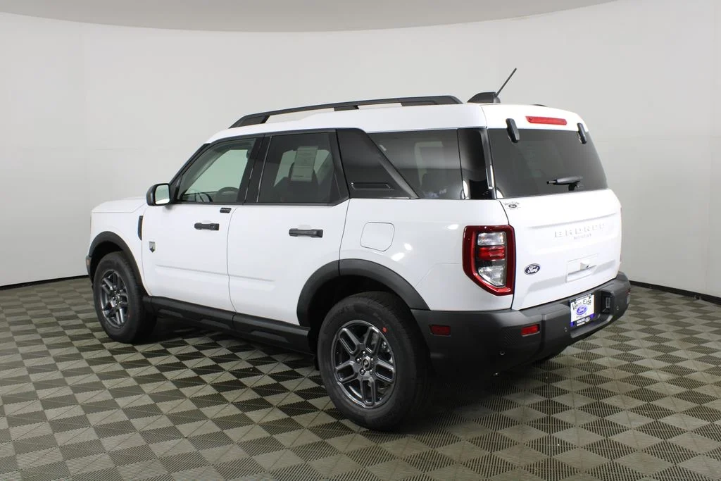 New 2026 White Ford Big Bend image 4