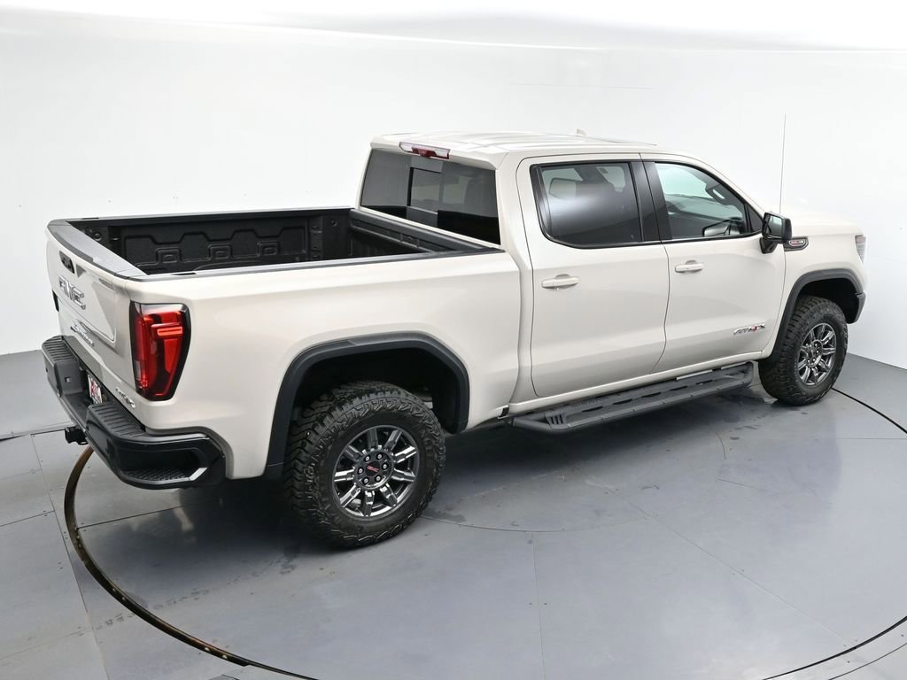 2026 GMC Sierra 1500 AT4X - Photo 5
