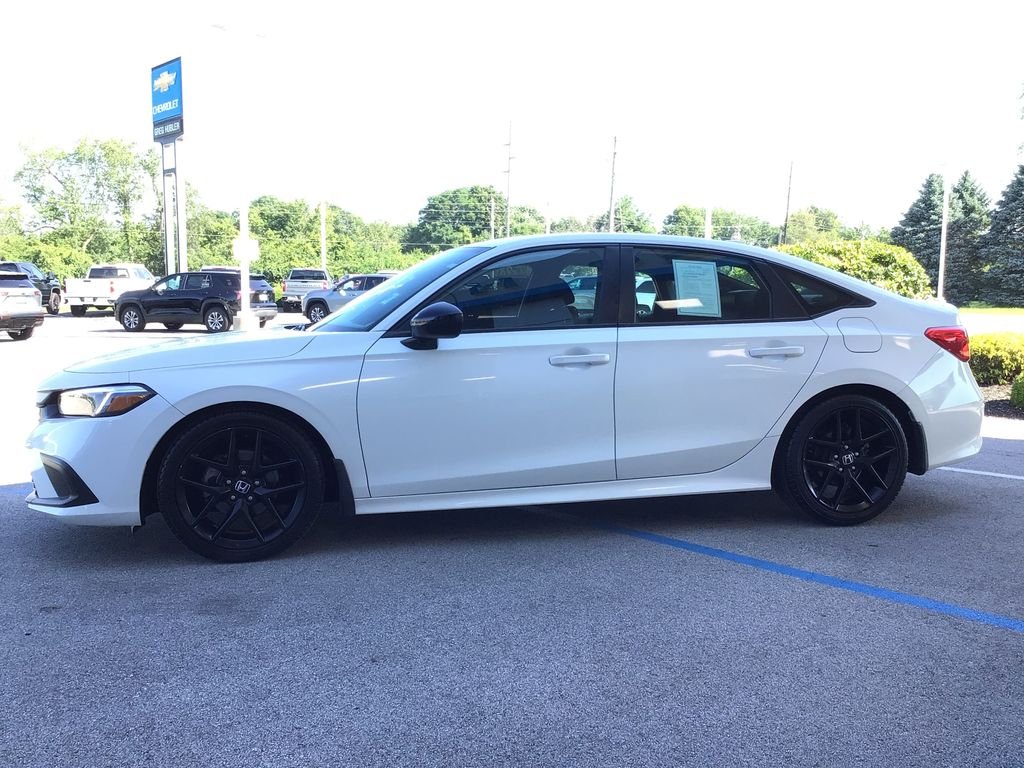 Used 2024 White Honda Sport image 11