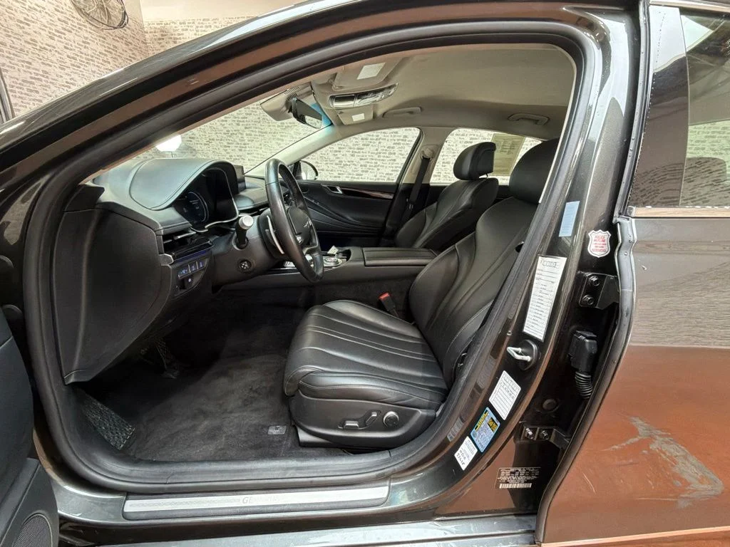 Used 2023 Gray Genesis 2.5T image 22