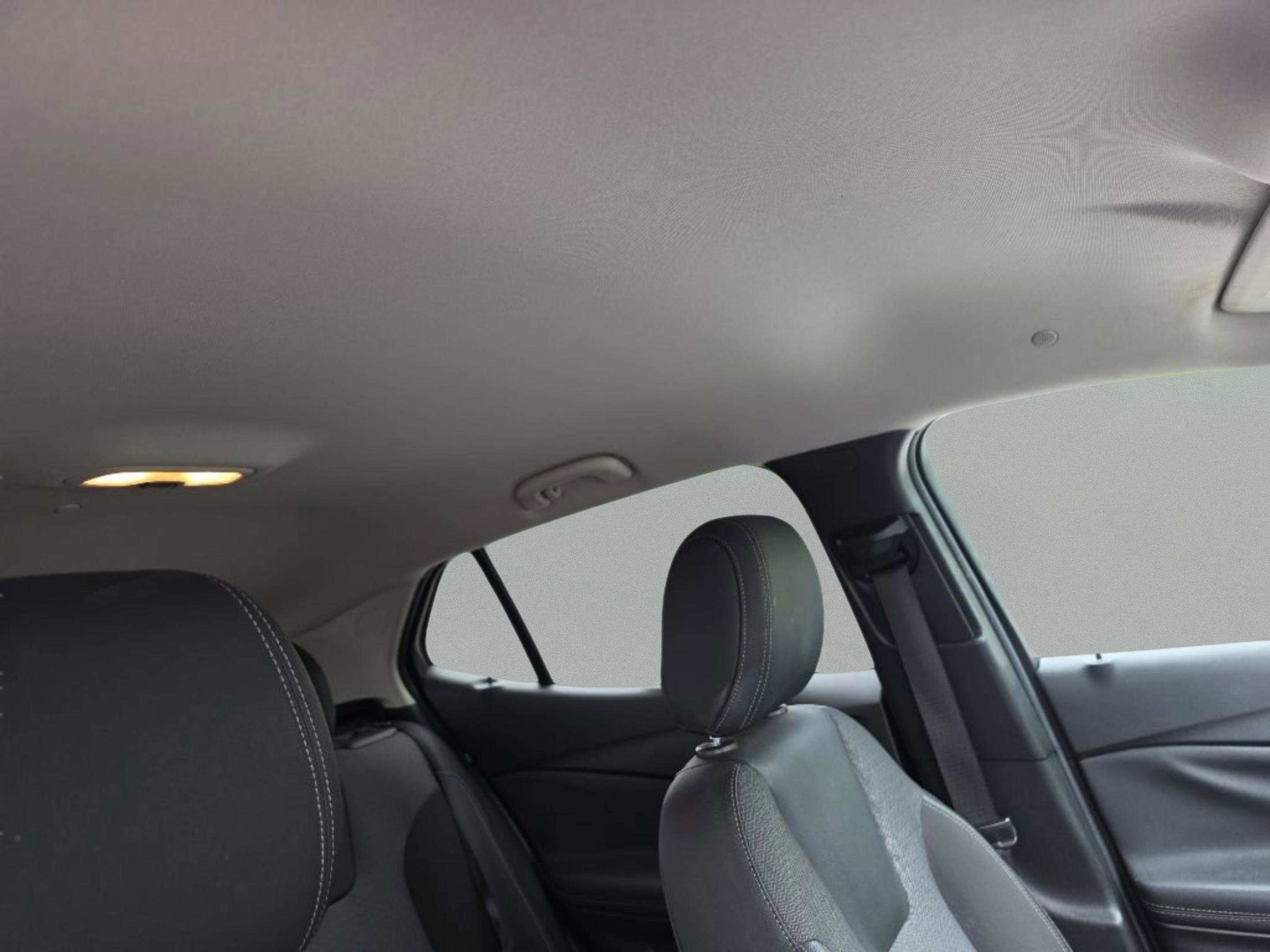 Used 2022 Summit White Buick Select image 34