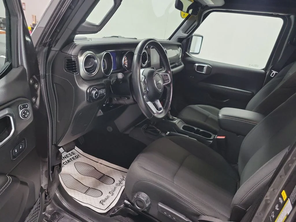 Certified Used 2022 Gray Jeep Unlimited Sahara image 27