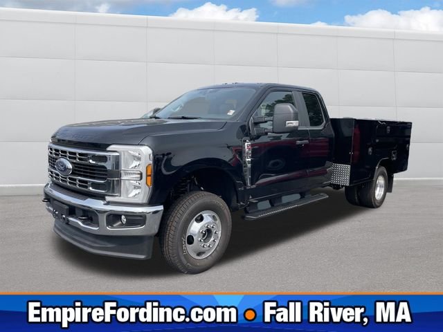New 2025 Agate Black Metallic Ford F-350® XL image 1