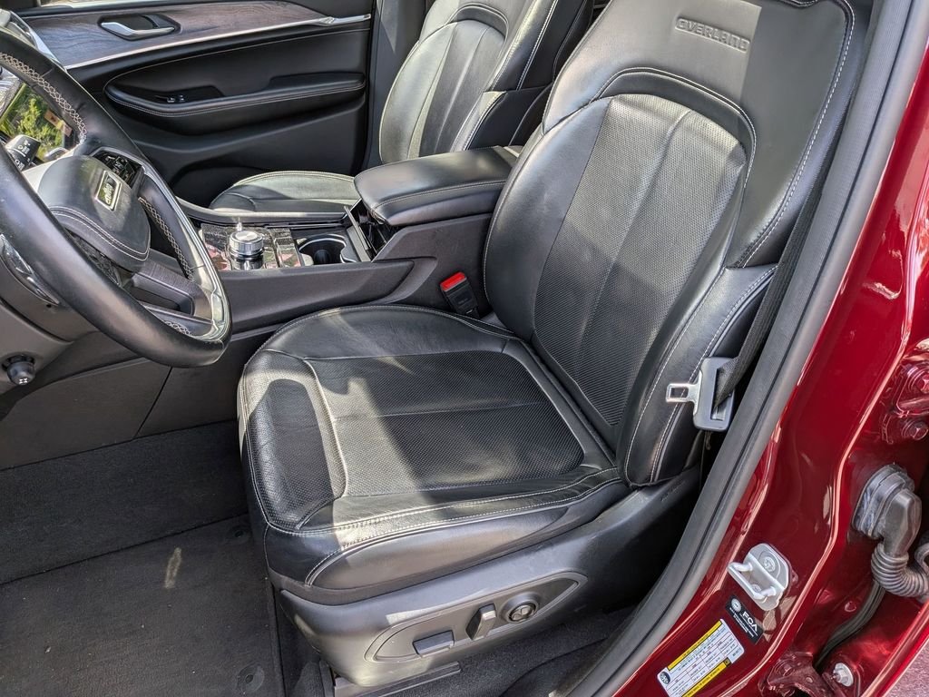 Used 2021 Red Jeep Overland image 27