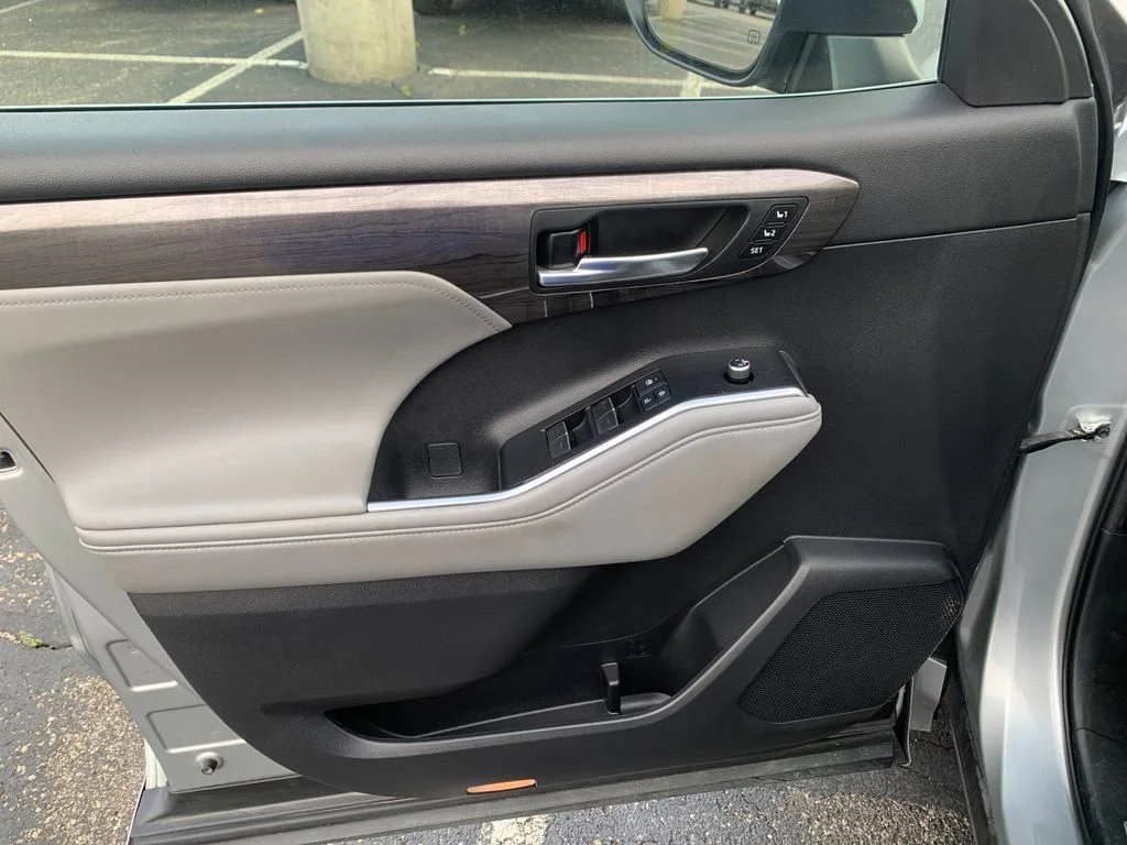 Used 2021 Silver Toyota Limited image 12