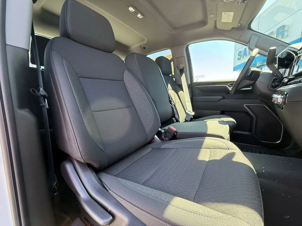 New 2026 Summit White GMC Elevation image 9