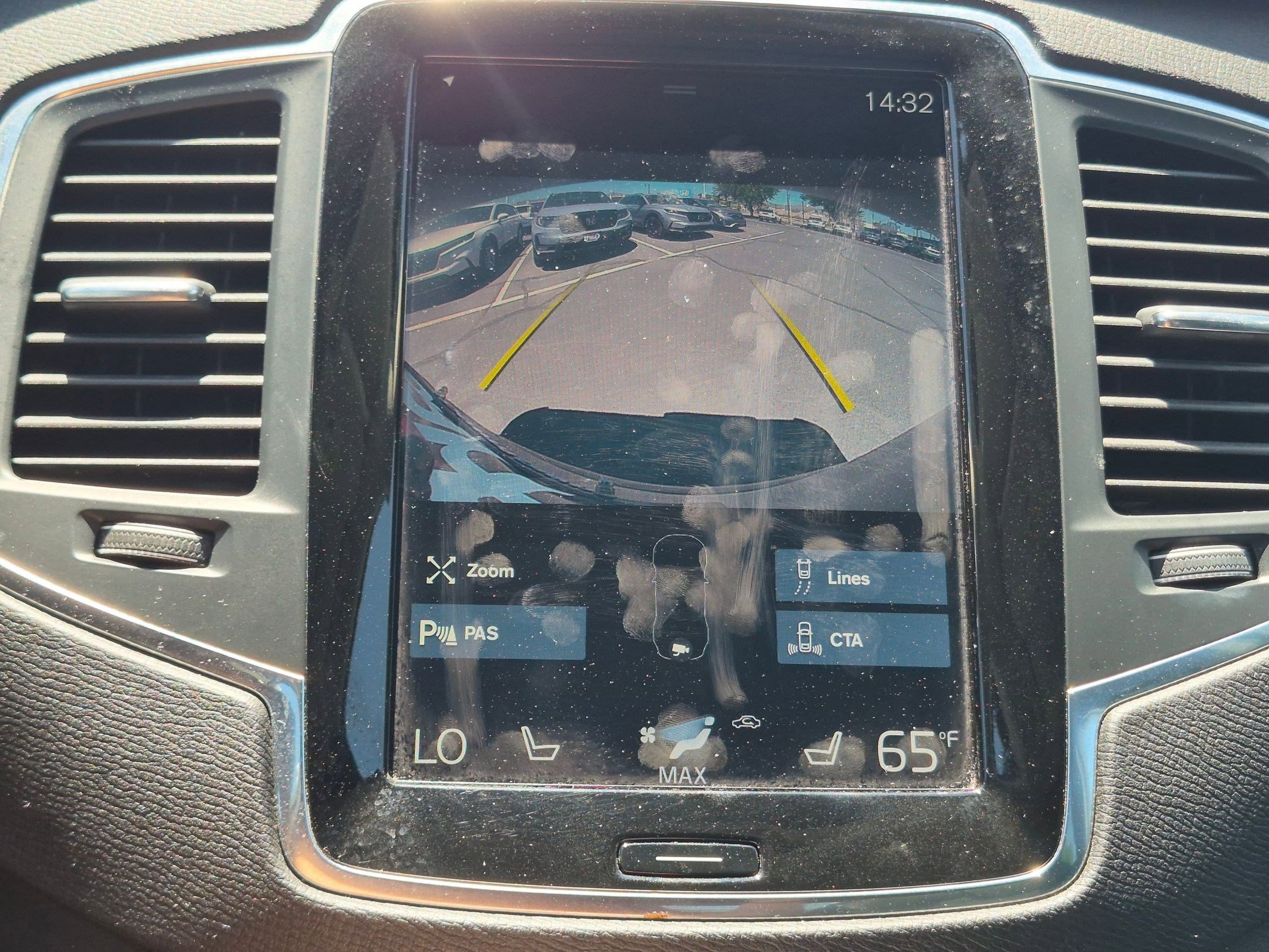Used 2021 Denim Blue Metallic Volvo Momentum image 24