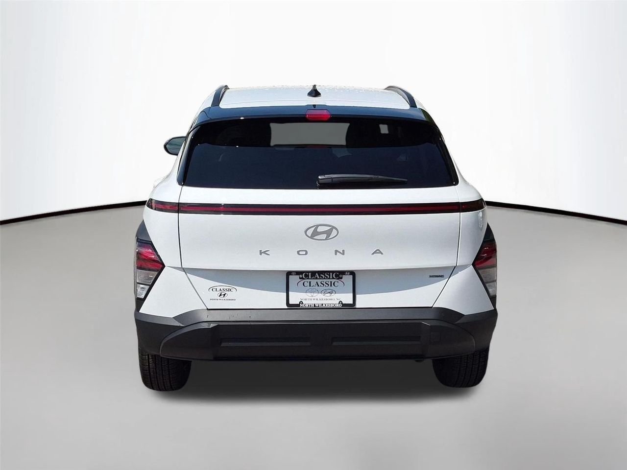 New 2027 Atlas White Hyundai SEL Sport AWD image 4