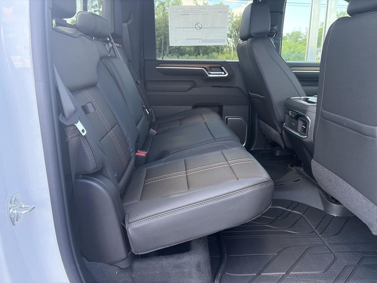 2026 Chevrolet Silverado 3500 HD High Country - Photo 19