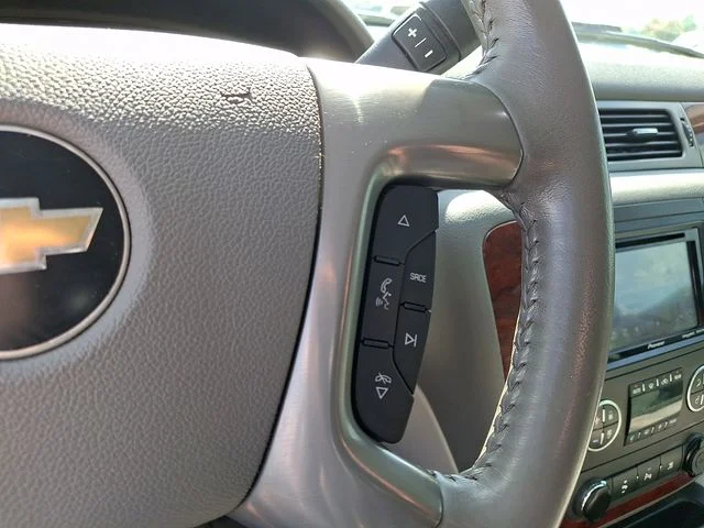 Used 2010 Black Chevrolet LT image 20