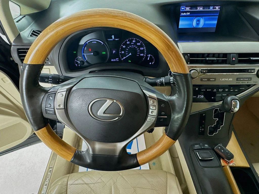 Used 2015 Black Lexus 450h image 12