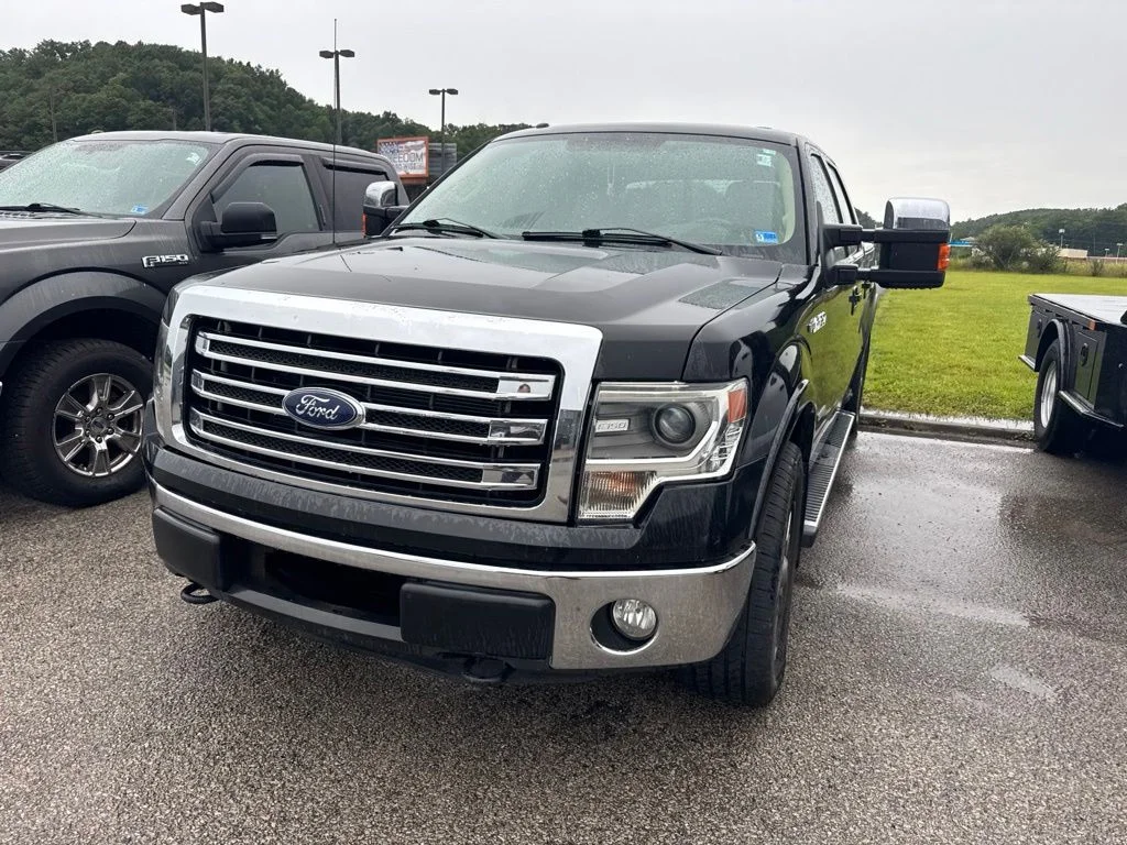 Used 2013 Tuxedo Black Metallic Ford Lariat image 5