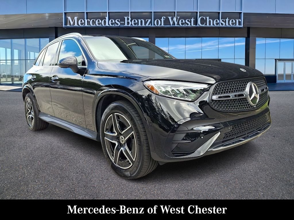 2026 Mercedes-Benz GLC 300 AWD 4MATIC® photo 1