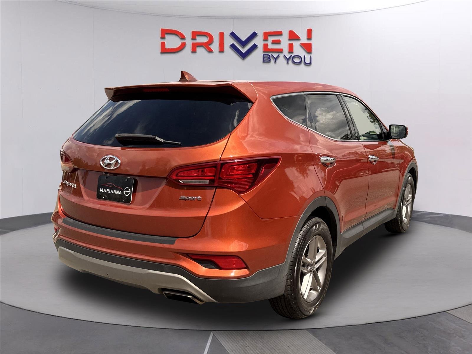 Used 2017 Canyon Copper Hyundai 2.4L image 4
