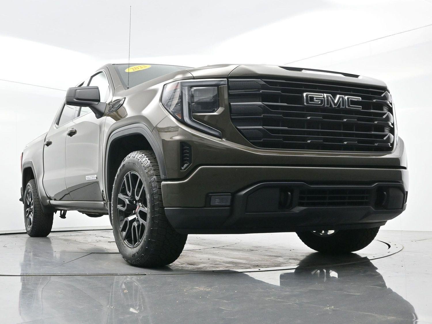 Used 2023 Deep Bronze Metallic GMC Elevation image 40