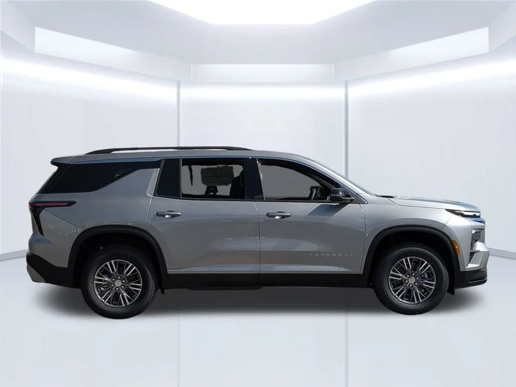 2026 Chevrolet Traverse LT - Photo 7