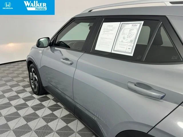 Used 2022 Galactic Gray Hyundai SEL image 12